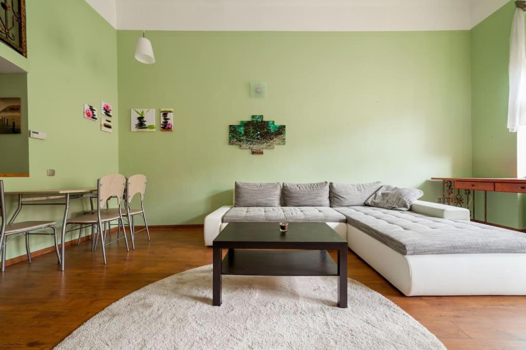 בודפשט Main Street Apartment / Heart Of Bp מראה חיצוני תמונה